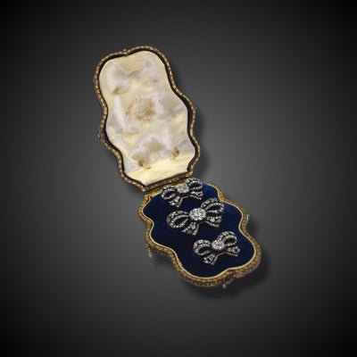 Three antique French bow brooches in original case - #3