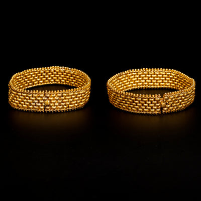 Een stel antieke gouden armbanden - #6