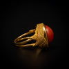 Vintage gouden ring met bloedkoraal