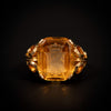 Interessante intaglio ring met topaas