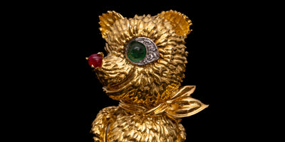 Beertje van goud, smaragd en diamant - #1
