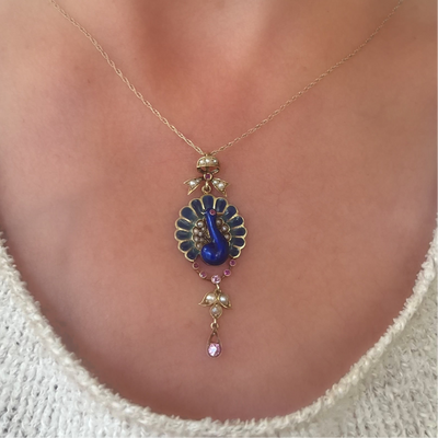 Art Nouveau Pauwenhanger met email, parels en robijn - #3