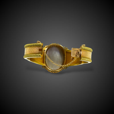 Antique gold bracelet with Venus and Amor - #4