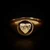 Gouden ring met hartvormige diamant