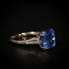 Platina ring met saffier en diamant