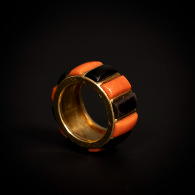Vintage gold ring with onyx and coral - #2