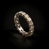 Witgouden alliancering met diamant