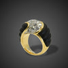 Vintage gouden ring met onyx en diamant