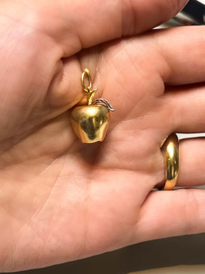 Pendant in the shape of an apple, Tiffany & Co. - #4