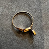 Antieke Nederlandse ring met verborgen compartiment